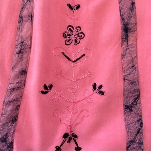 Pink mini dress  with empire waist and embroidery, sleeveless - Picture 9 of 16